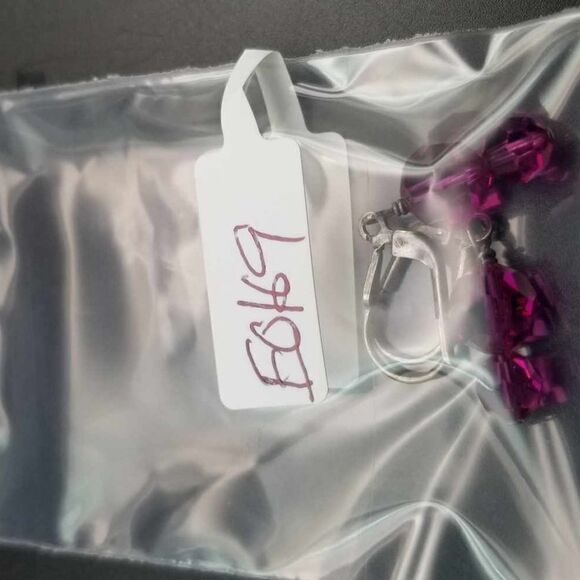 Swarovski crystal ruby drop earrings E0169 - Picture 2 of 2